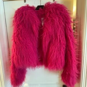 Stand Studio Pink Janet faux fur coat.
Never worn. Smoke free home.